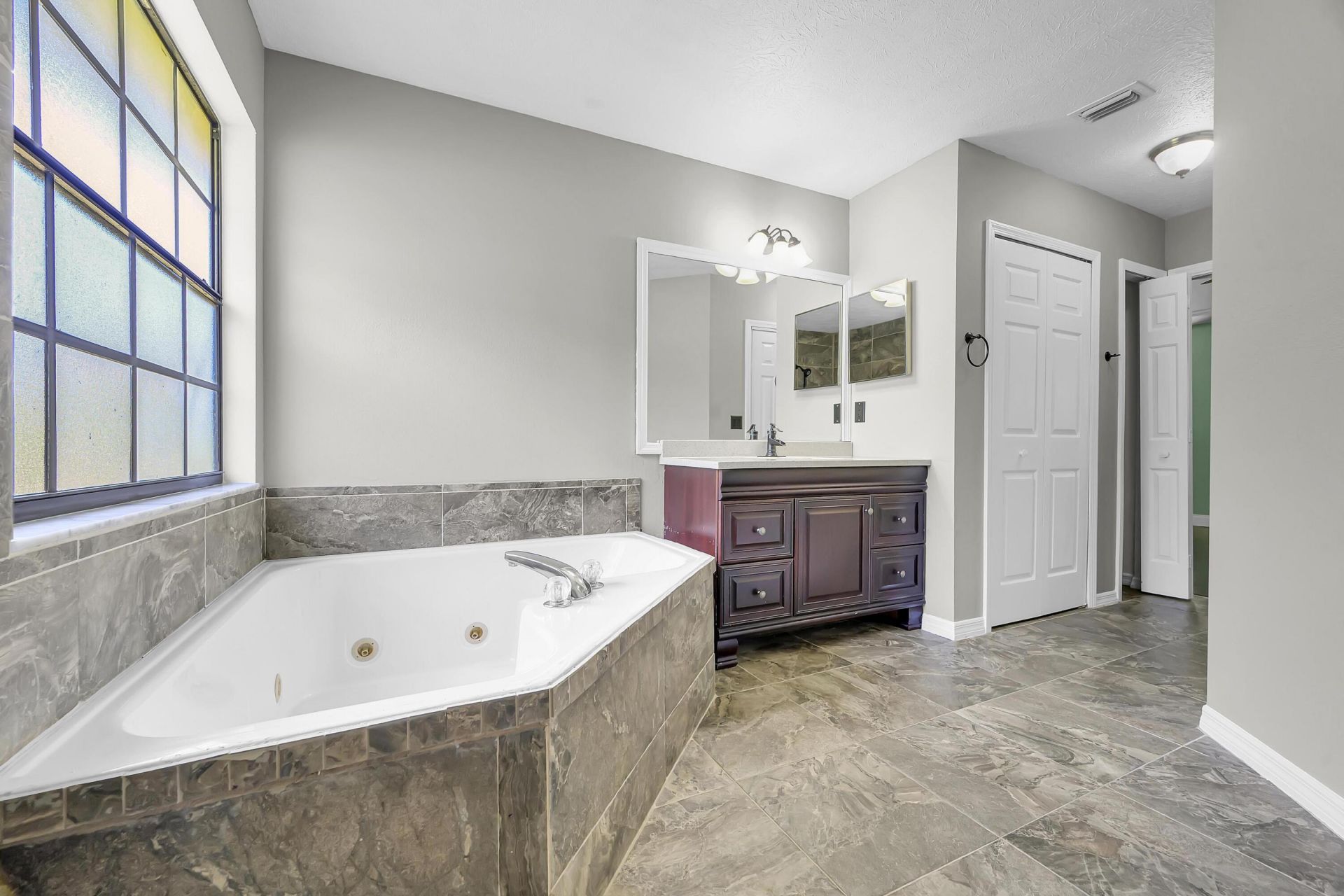 601 Howard Street, Fort Pierce, FL 34982 Photo