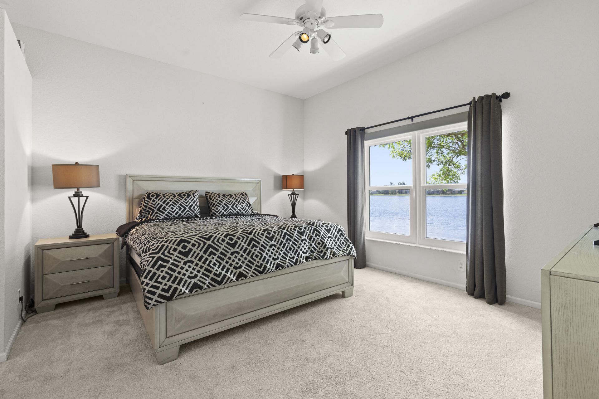 154 Berenger Walk, Royal Palm Beach, FL 33414 Photo