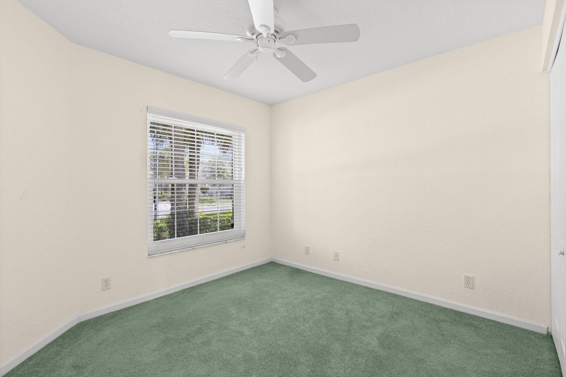 154 Berenger Walk, Royal Palm Beach, FL 33414 Photo