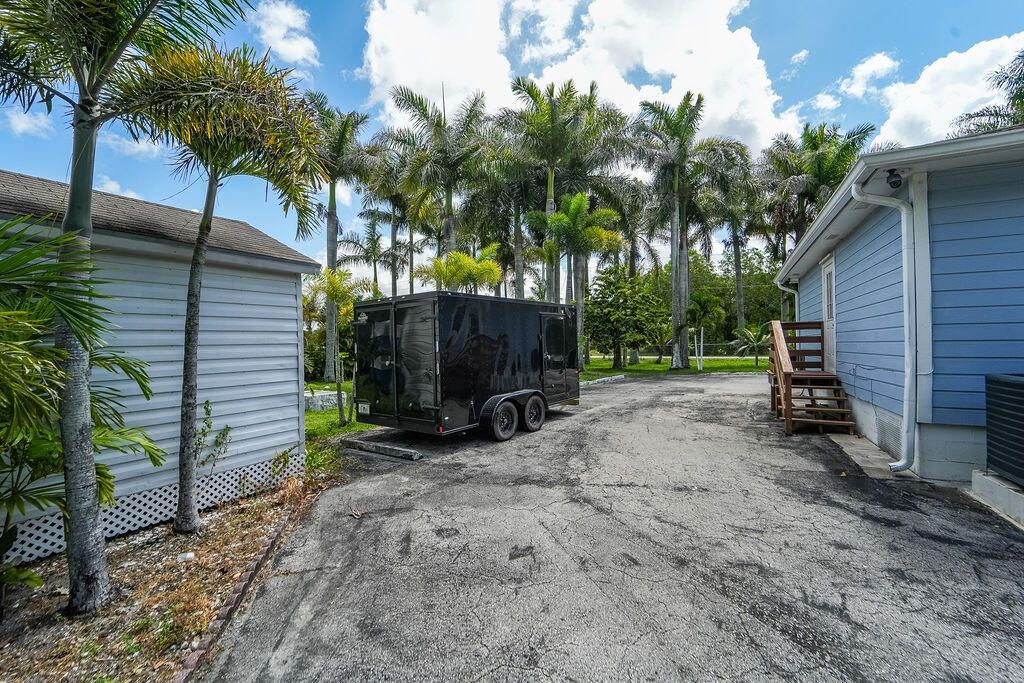 6929 N 120th Ave Avenue N, The Acreage, FL 33412 Photo