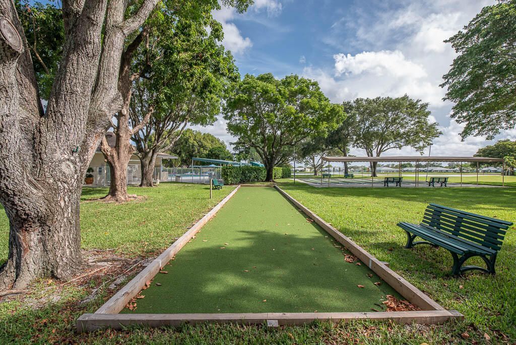 5061 Lakefront Boulevard, Unit B, Delray Beach, FL 33484 Photo