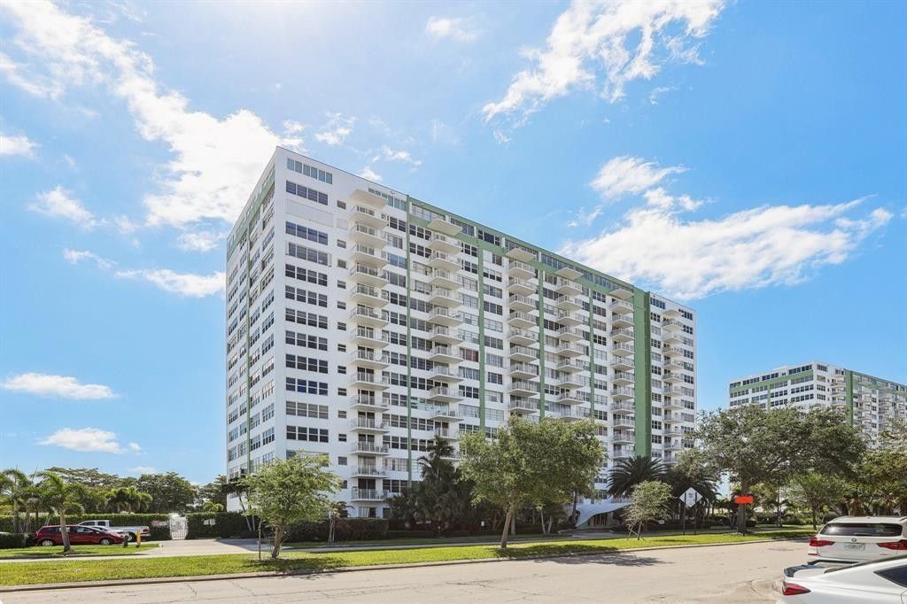 2150 Sans Souci Boulevard, Unit C402, North Miami, FL 33181 Photo