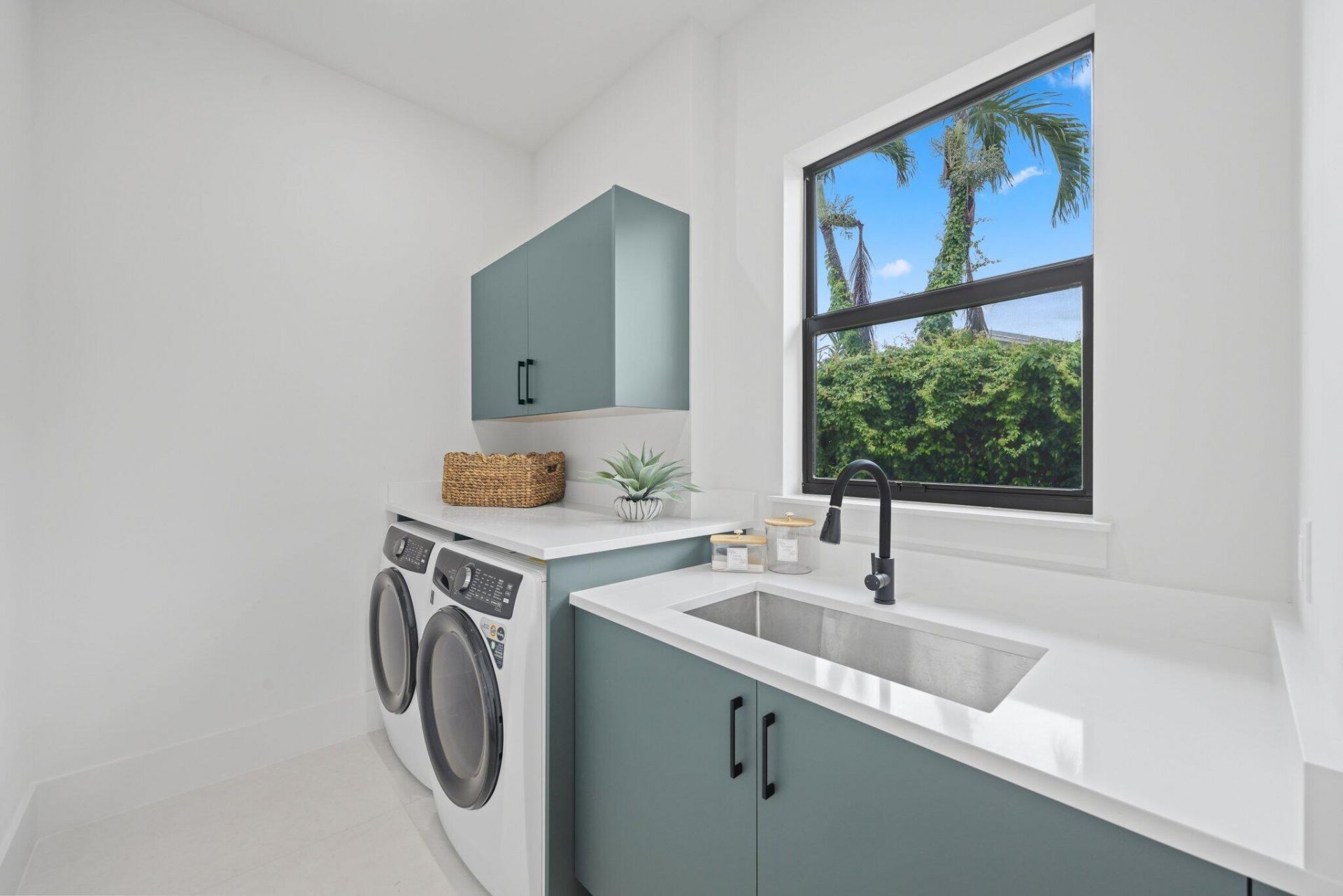 1160 Emerald Lane, Riviera Beach, FL 33404 Photo