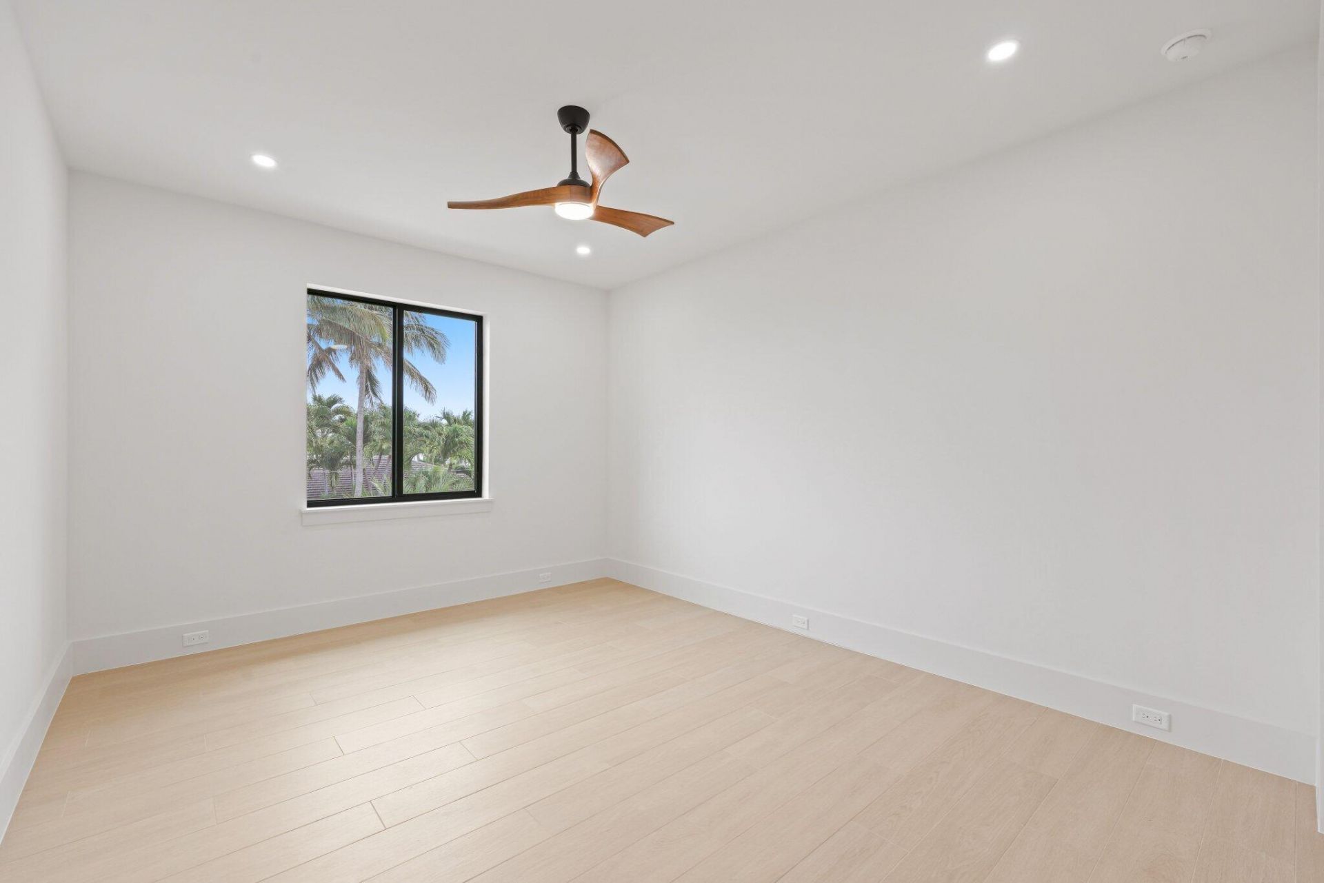 1160 Emerald Lane, Riviera Beach, FL 33404 Photo