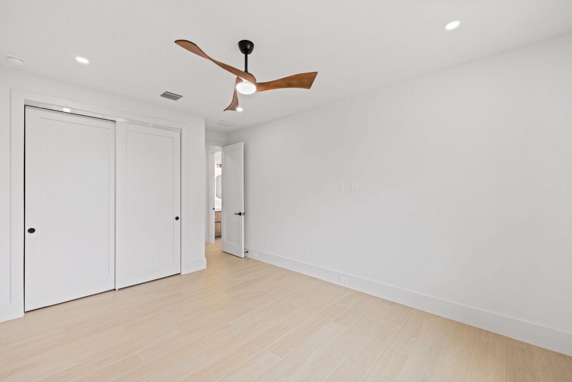 1160 Emerald Lane, Riviera Beach, FL 33404 Photo