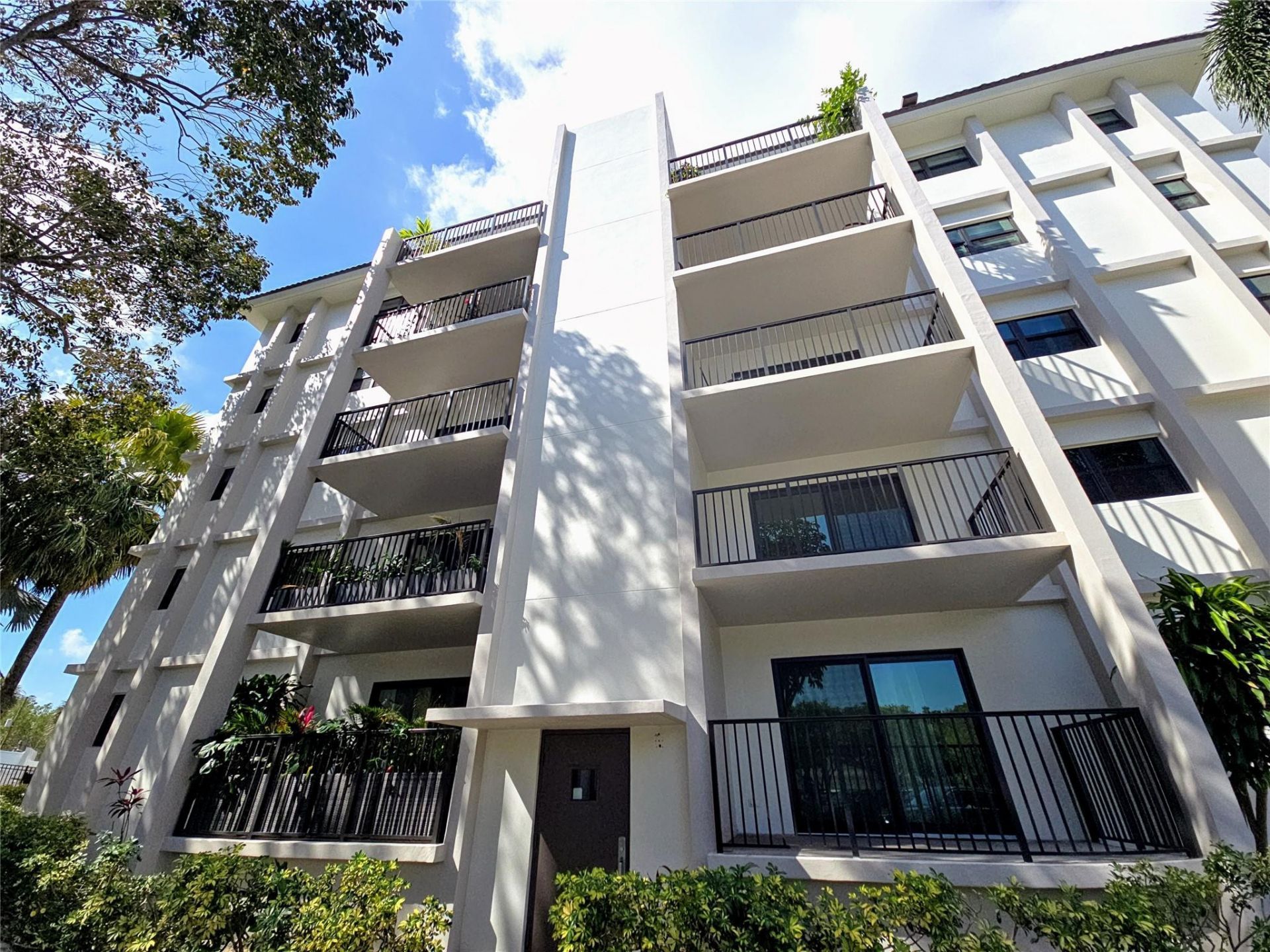 1000 River Reach Drive, Unit 220, Fort Lauderdale, FL 33315 Photo