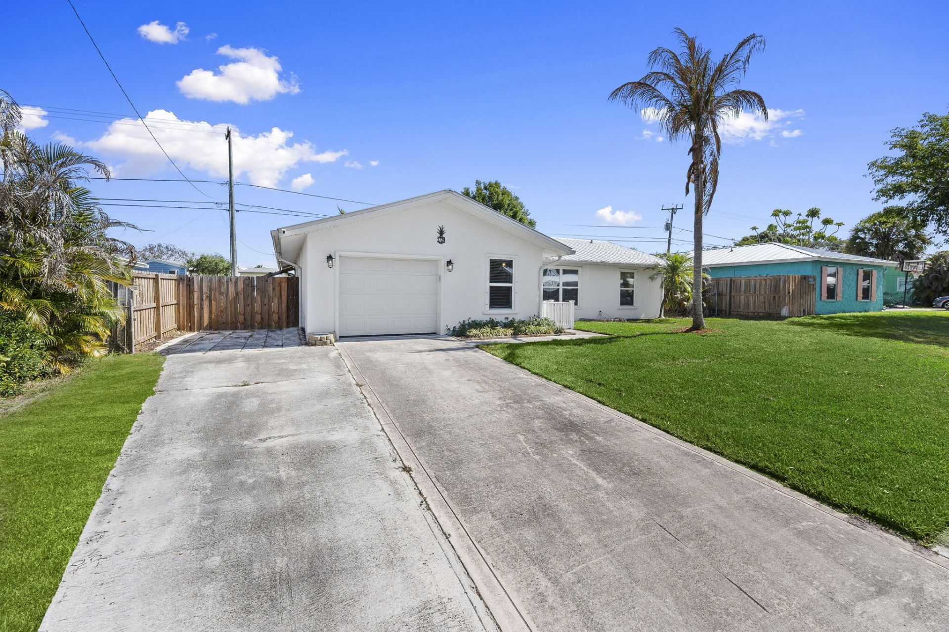 1729 NE 23rd Terrace, Jensen Beach, FL 34957 Photo