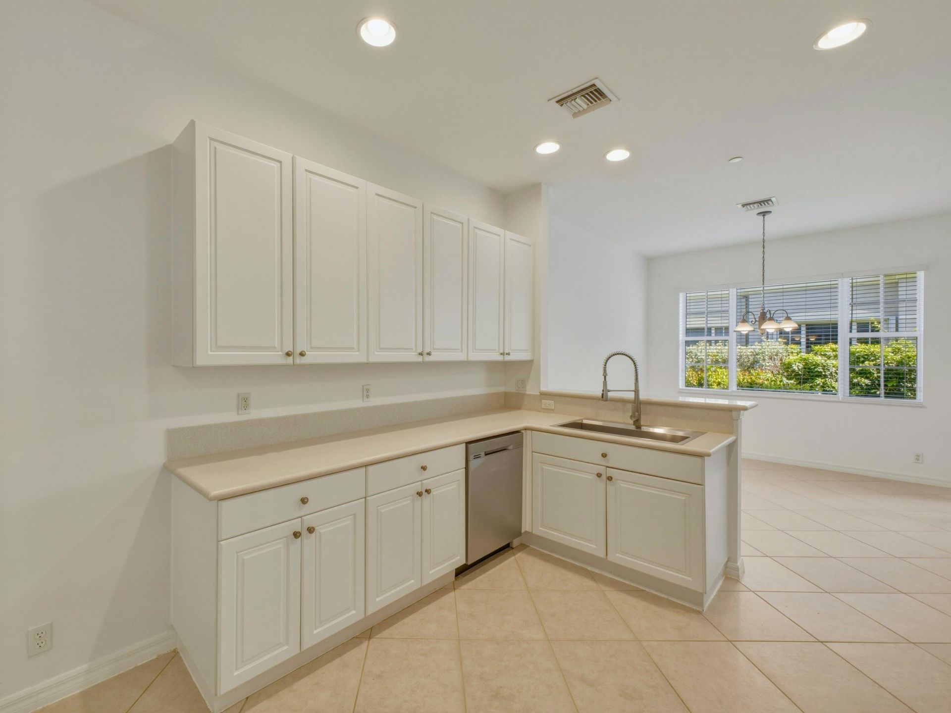 119 Lancaster Road, Boynton Beach, FL 33426 Photo