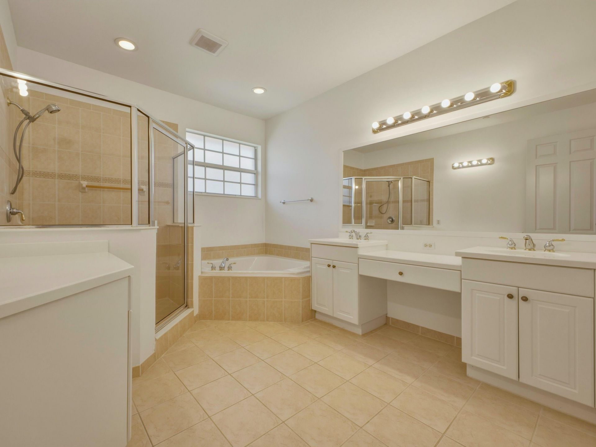 119 Lancaster Road, Boynton Beach, FL 33426 Photo