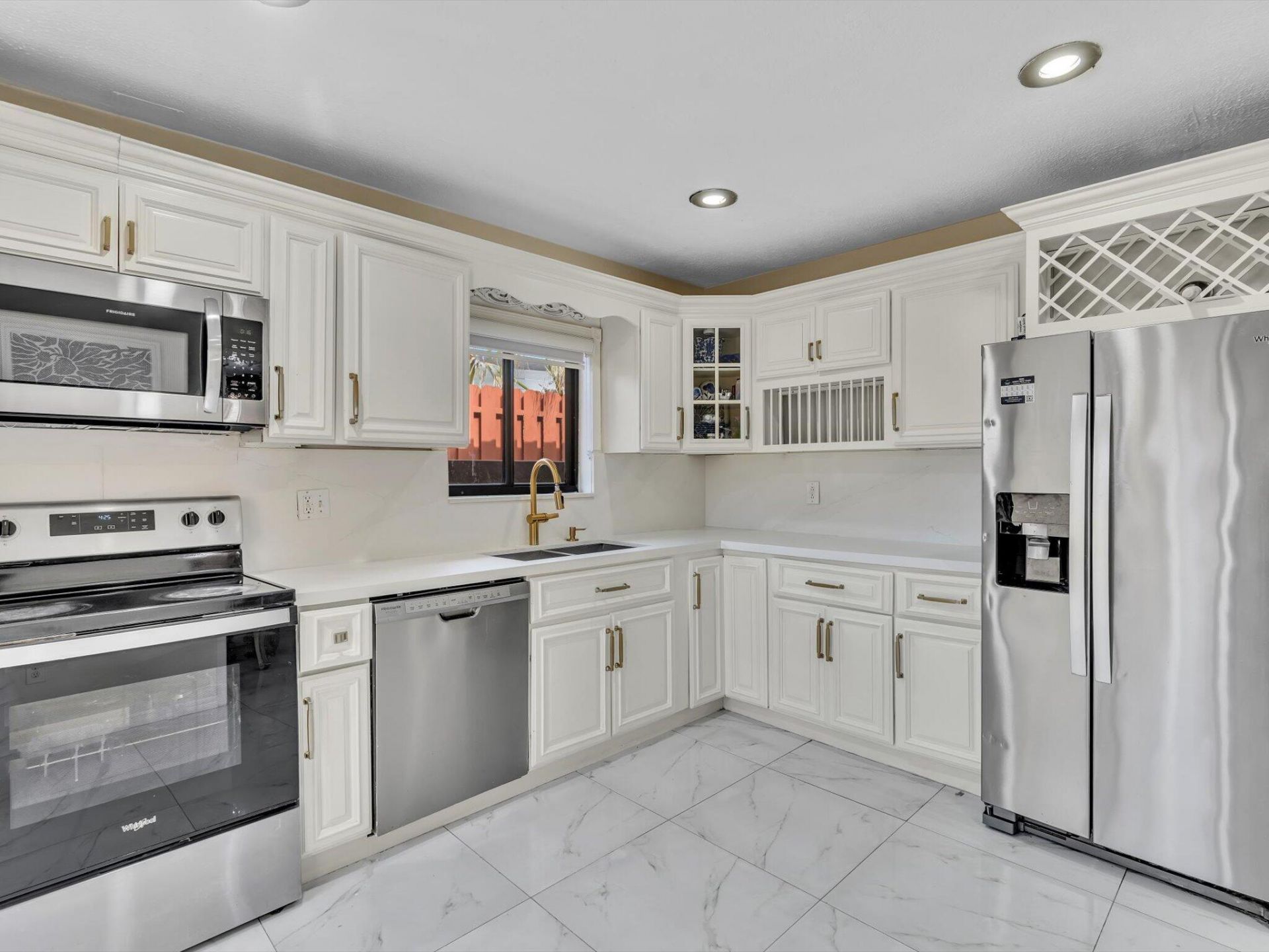20331 NE 10th Court, Miami, FL 33179 Photo