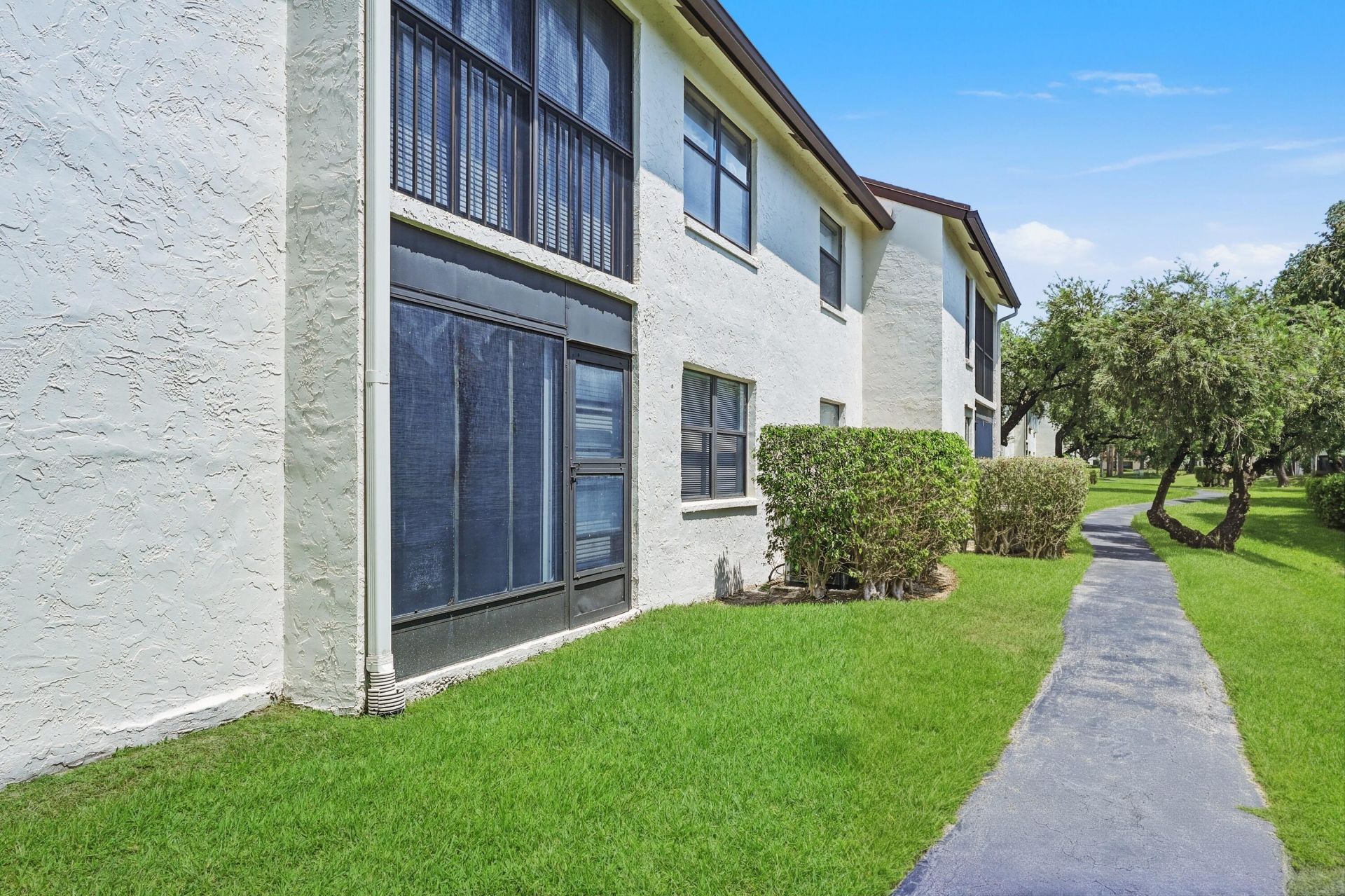 3242 Perimeter Drive, Greenacres, FL 33467 Photo