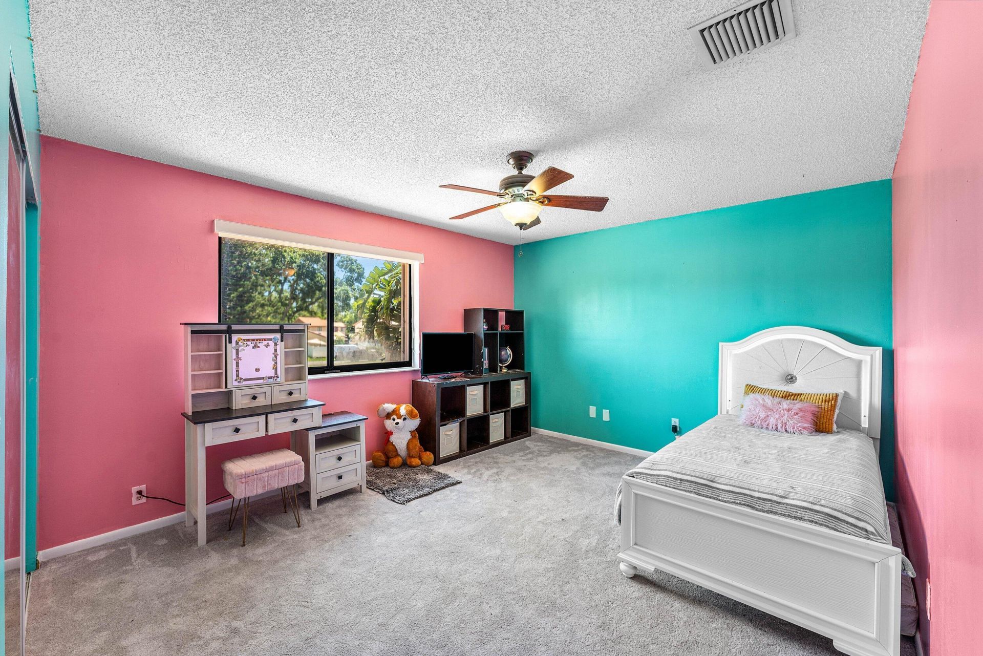 2810 Sand Pines Court, Lake Worth, FL 33462 Photo