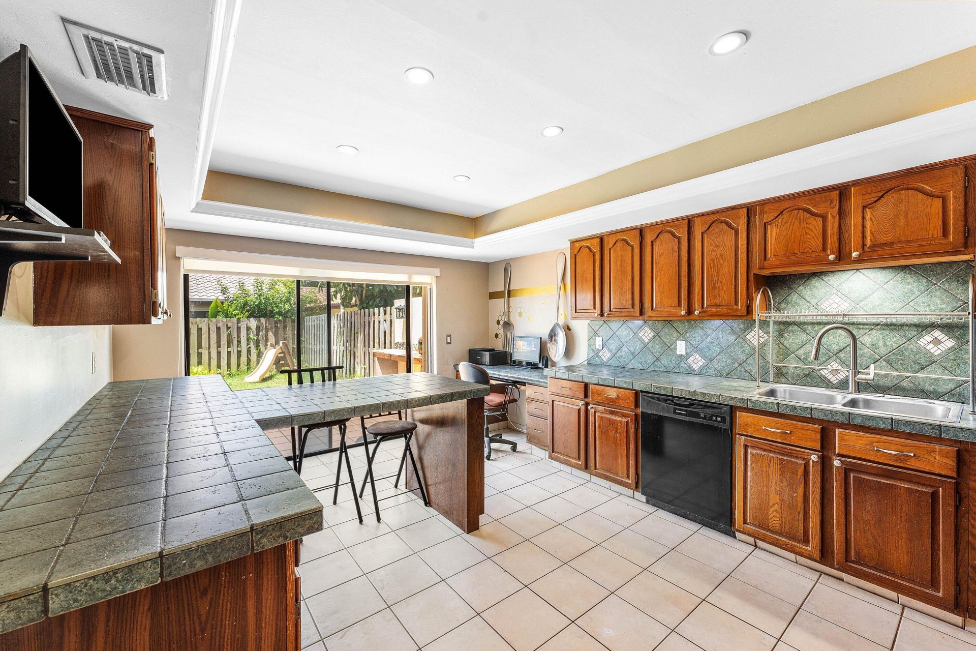 2810 Sand Pines Court, Lake Worth, FL 33462 Photo