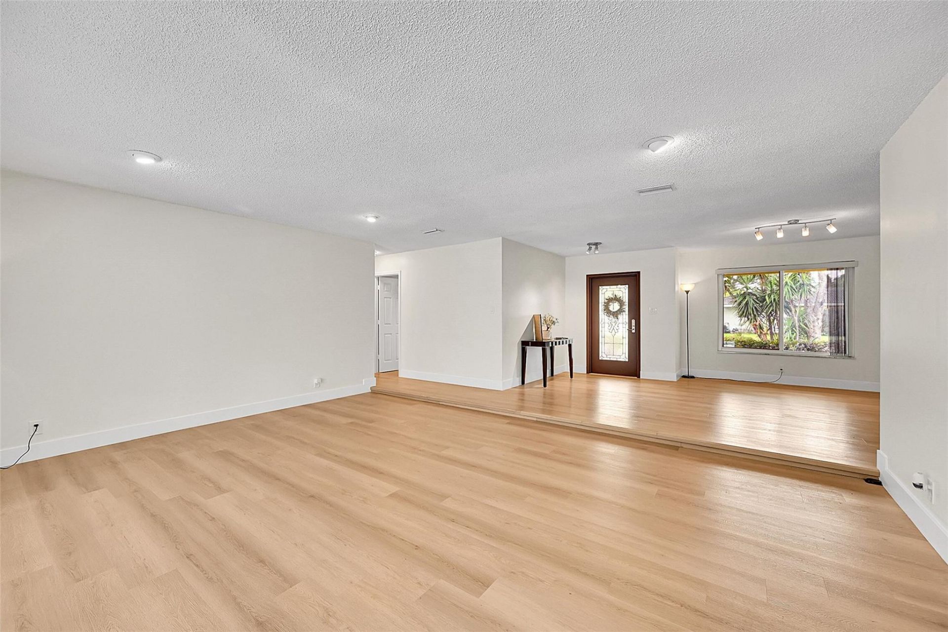 1480 SW 66th Terrace, Plantation, FL 33317 Photo