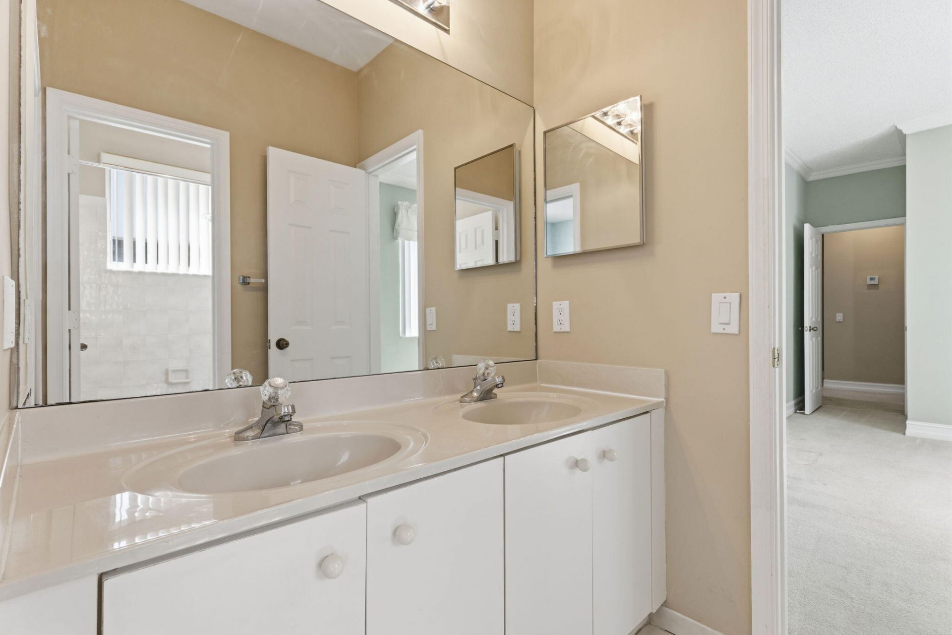 832 Heritage Drive, Weston, FL 33326 Photo