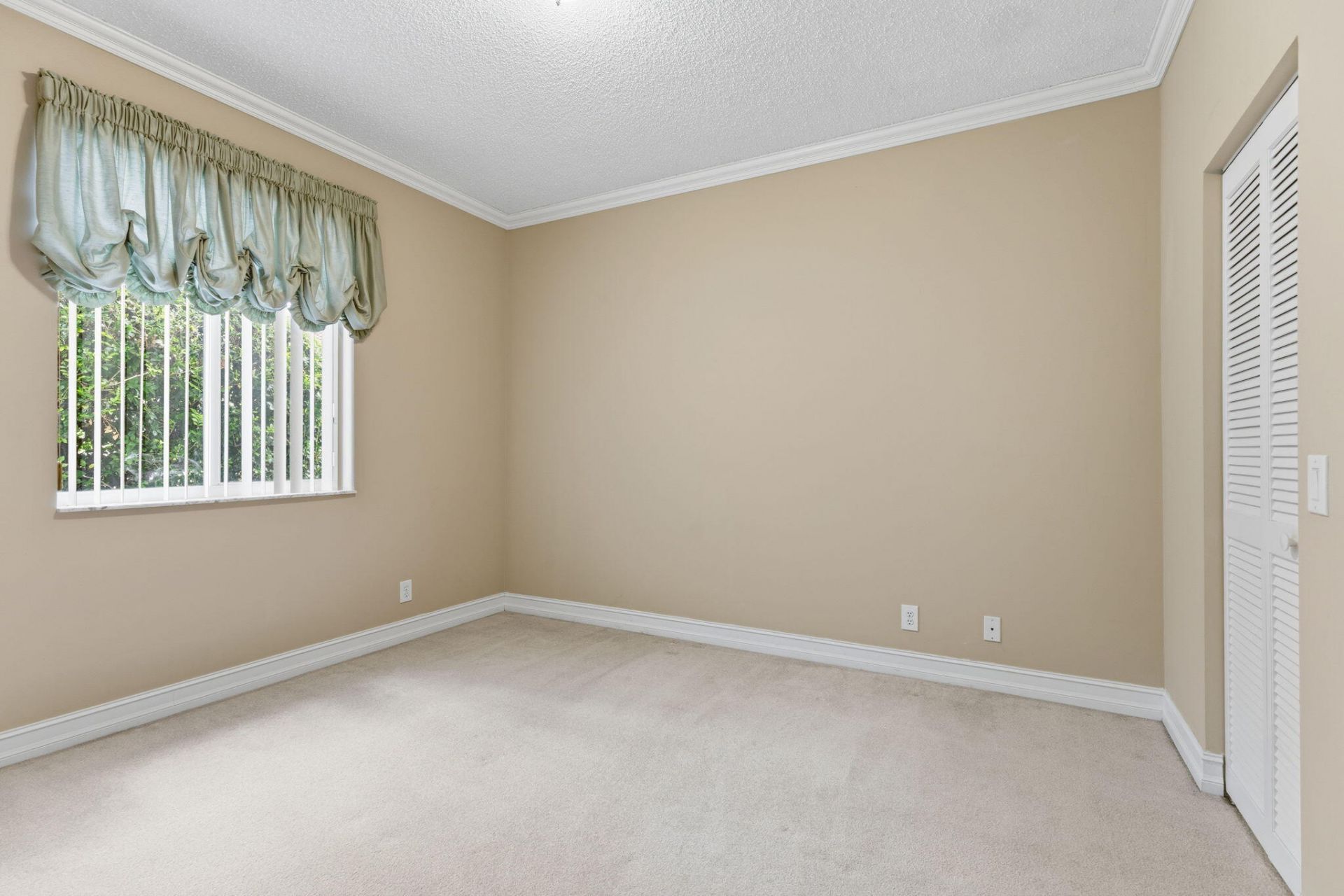 832 Heritage Drive, Weston, FL 33326 Photo