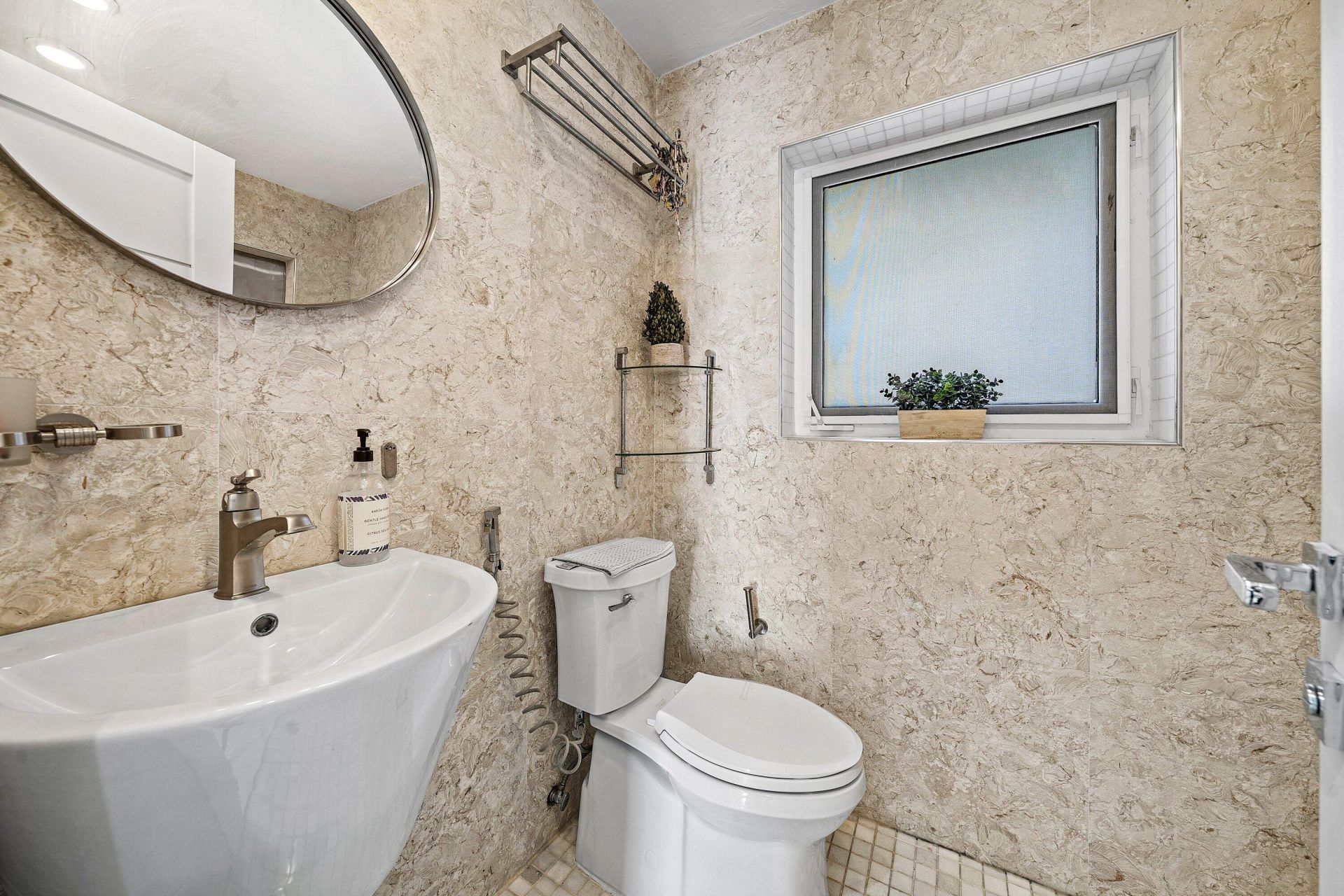 5920 NE 21st Road, Fort Lauderdale, FL 33308 Photo