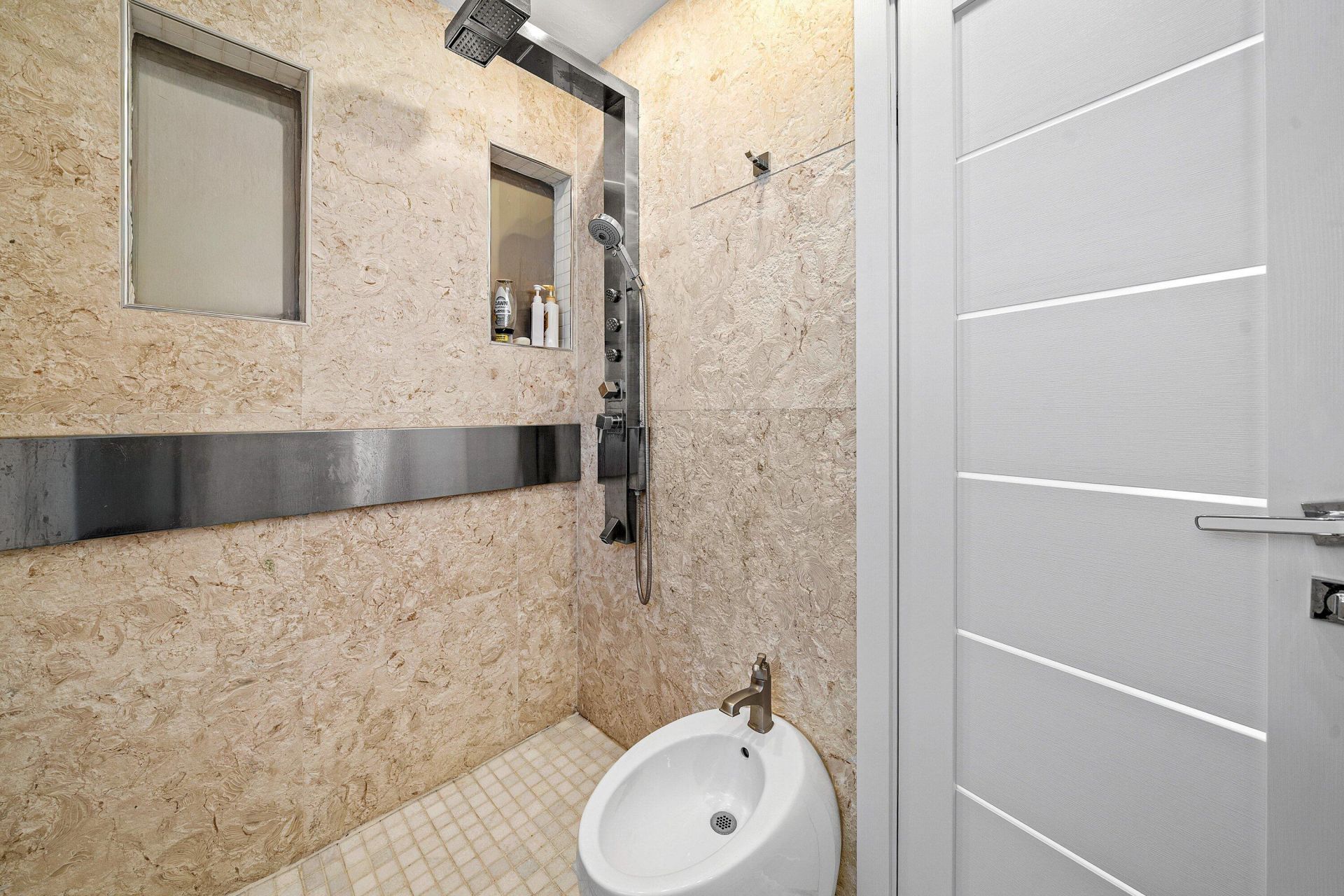 5920 NE 21st Road, Fort Lauderdale, FL 33308 Photo