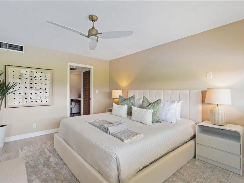 551 Greensward Lane, Unit 204-d, Delray Beach, FL 33445 Photo