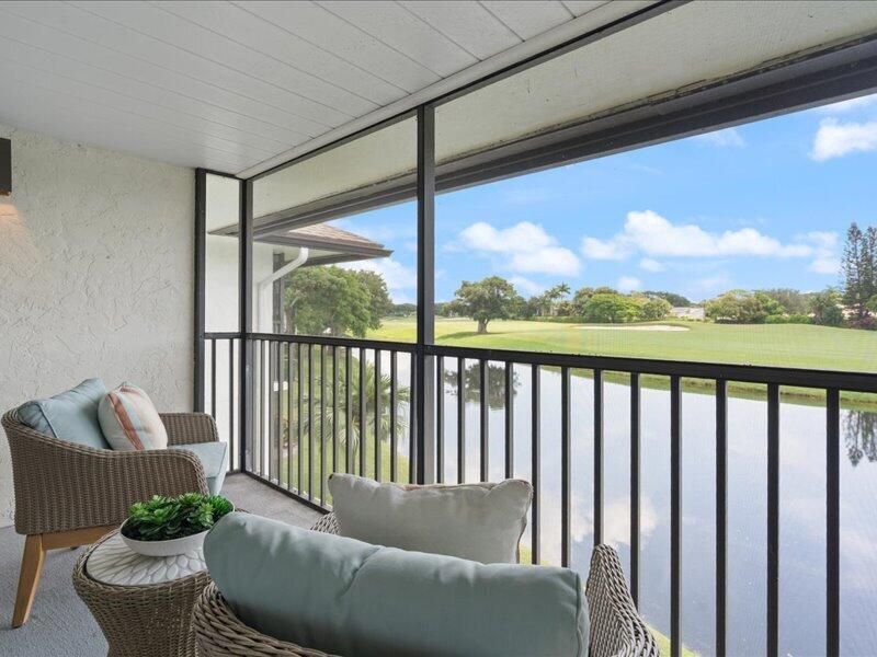 551 Greensward Lane, Unit 204-d, Delray Beach, FL 33445 Photo