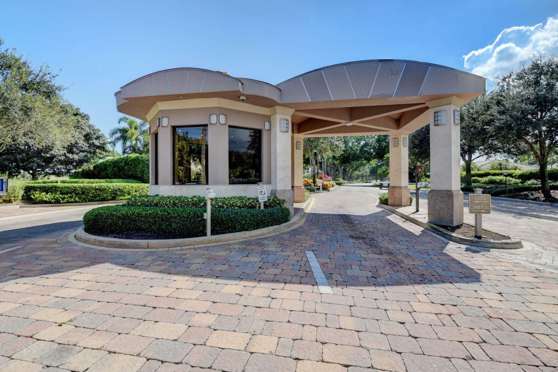 551 Greensward Lane, Unit 204-d, Delray Beach, FL 33445 Photo