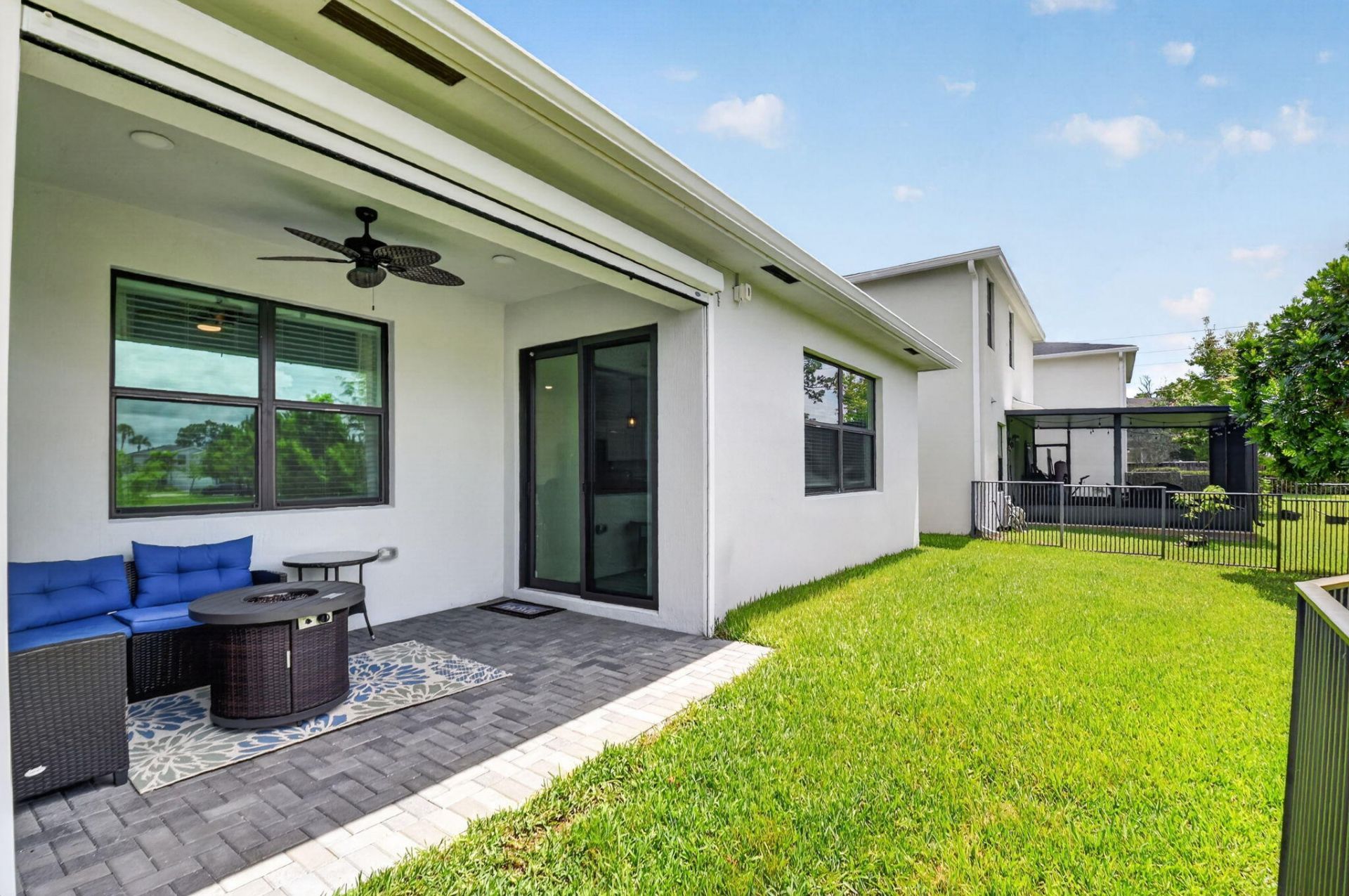 6026 Henderson Way, West Palm Beach, FL 33415 Photo