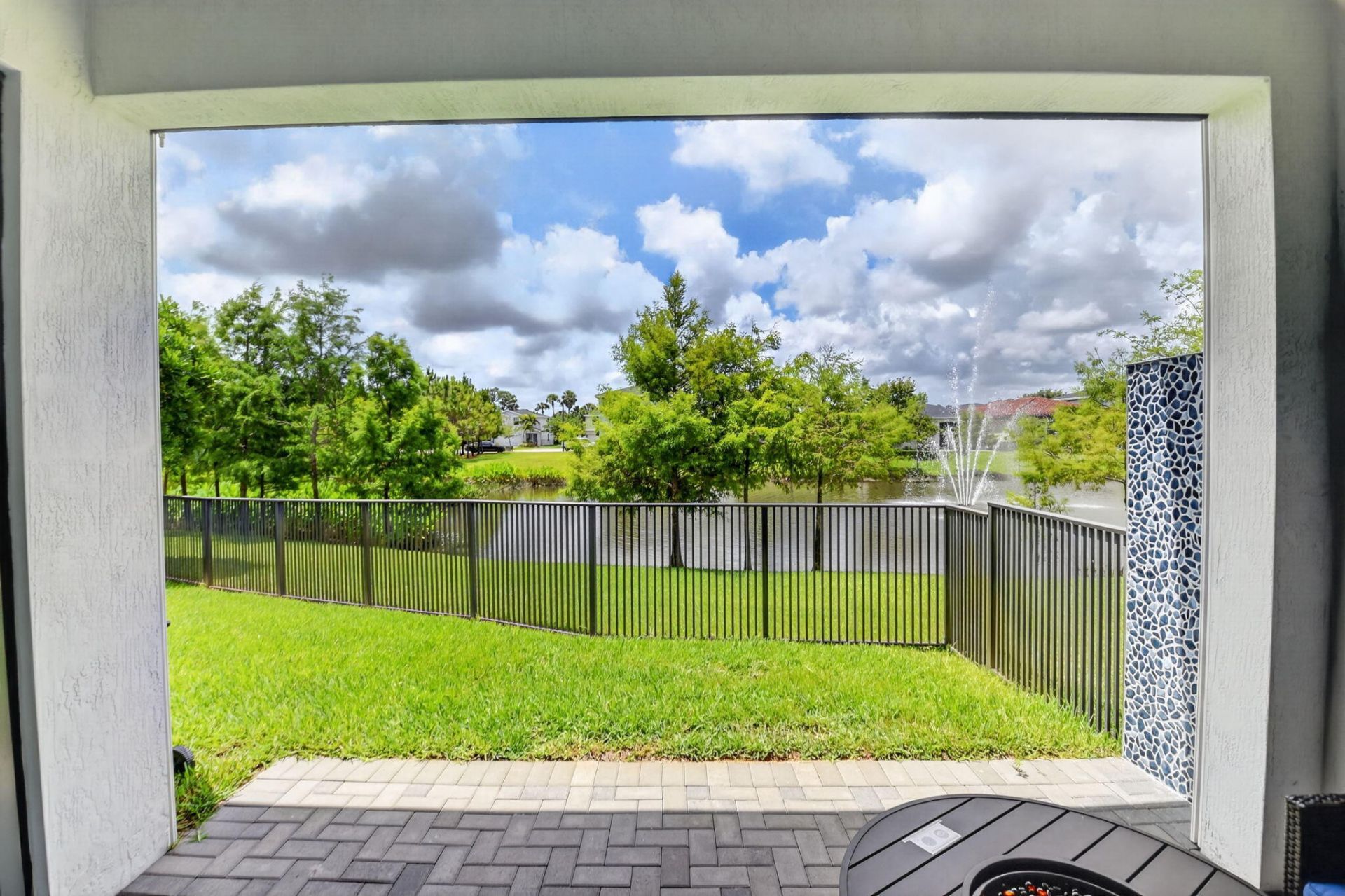 6026 Henderson Way, West Palm Beach, FL 33415 Photo
