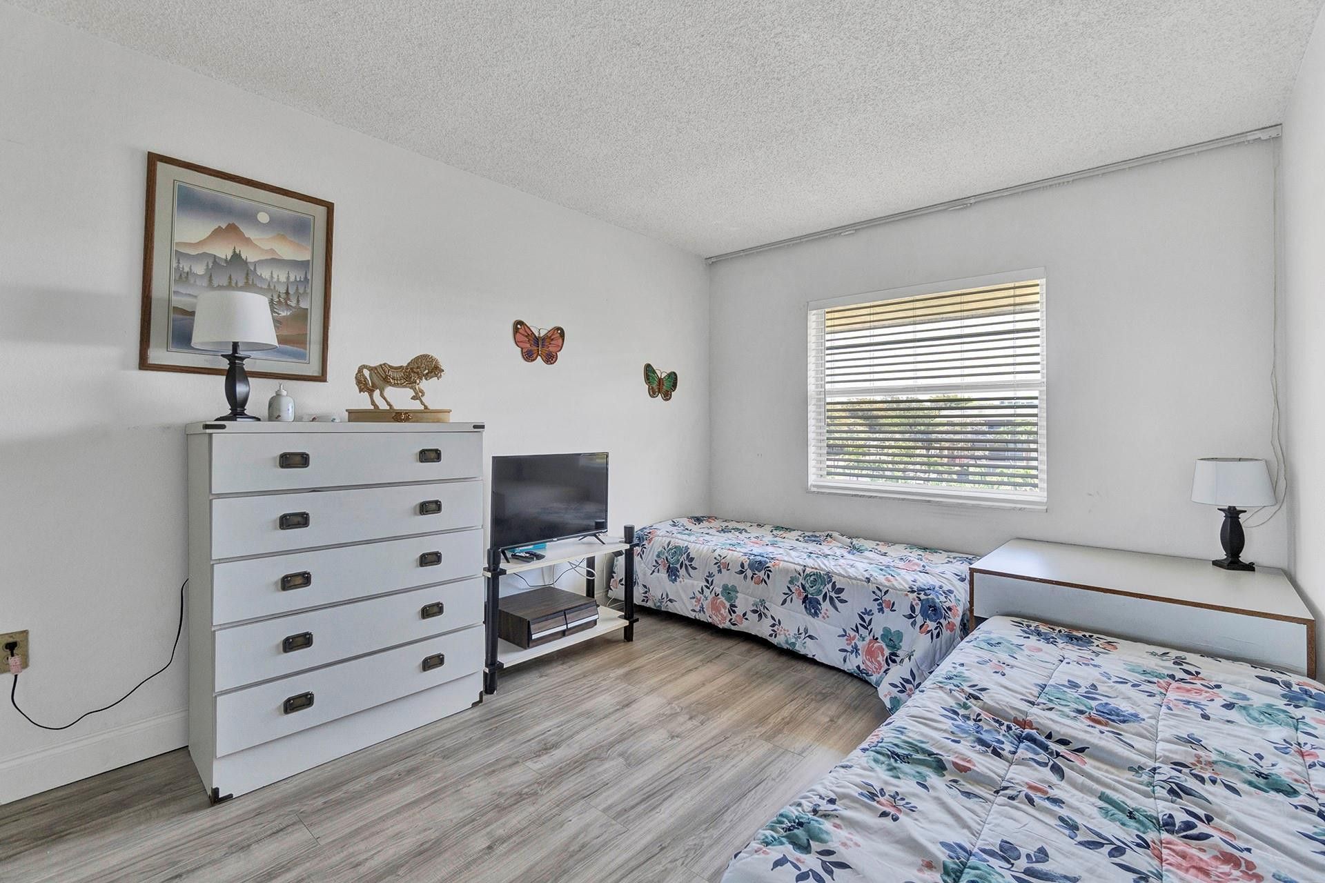 5190 E Sabal Palm Boulevard, Unit 304, Tamarac, FL 33319 Photo