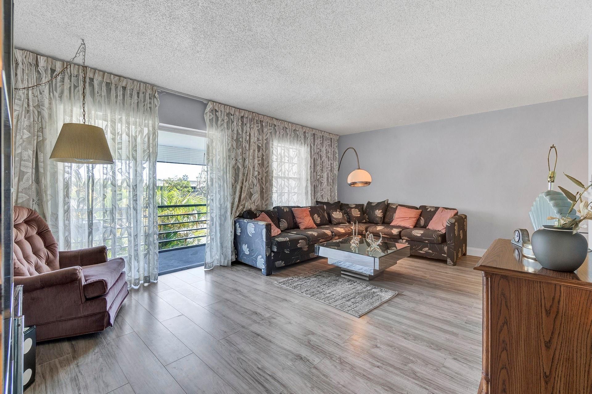 5190 E Sabal Palm Boulevard, Unit 304, Tamarac, FL 33319 Photo