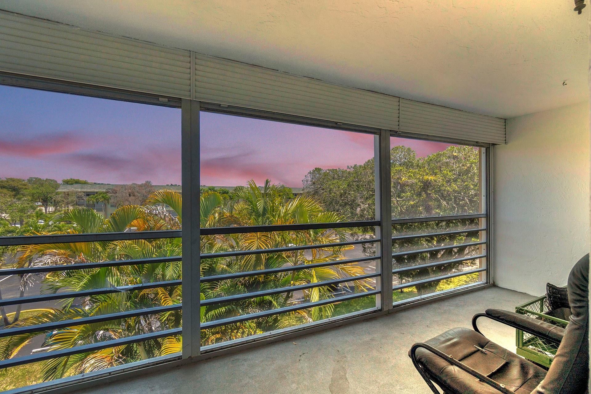 5190 E Sabal Palm Boulevard, Unit 304, Tamarac, FL 33319 Photo
