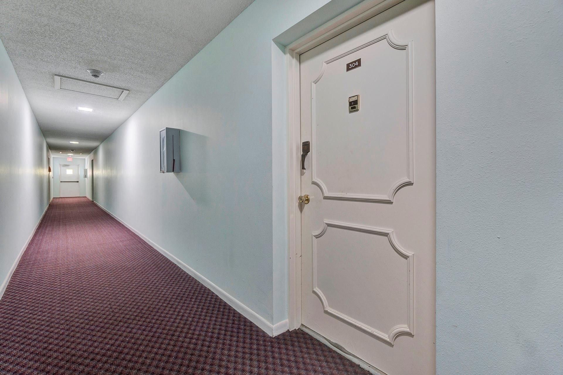 5190 E Sabal Palm Boulevard, Unit 304, Tamarac, FL 33319 Photo