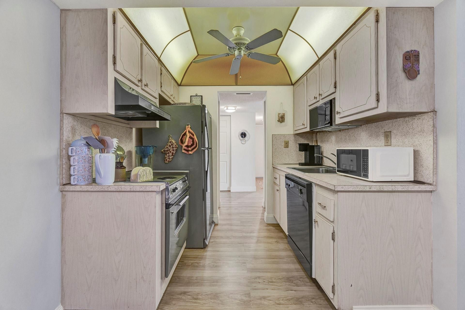 5190 E Sabal Palm Boulevard, Unit 304, Tamarac, FL 33319 Photo