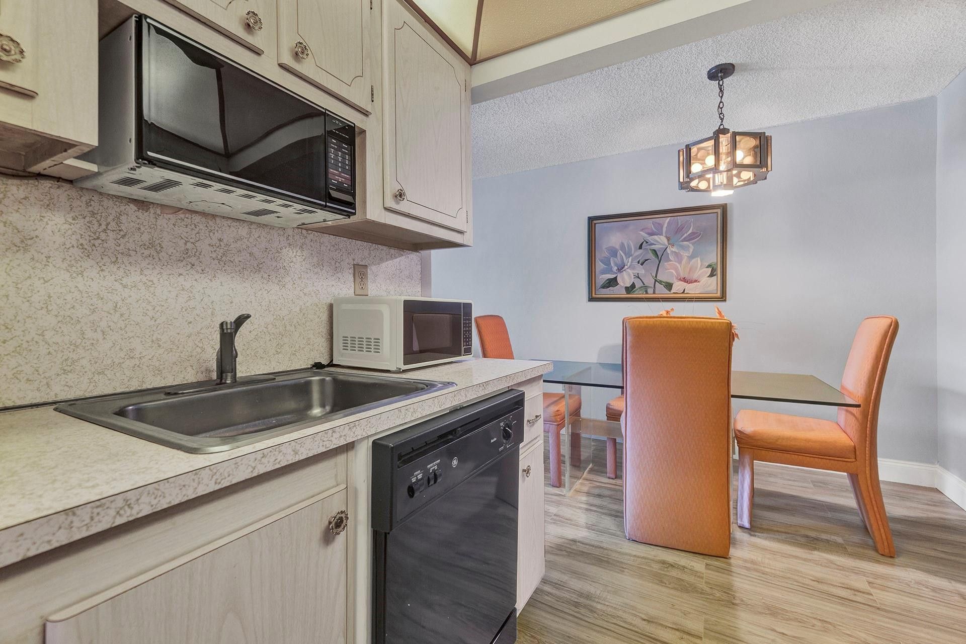 5190 E Sabal Palm Boulevard, Unit 304, Tamarac, FL 33319 Photo