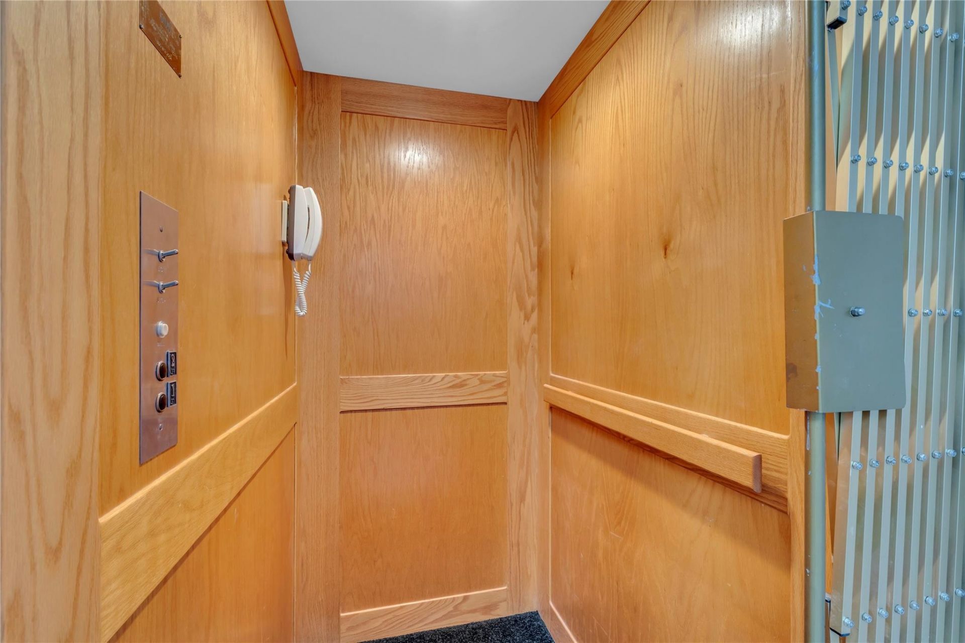 7685 Springwater Place, Unit 201, Boynton Beach, FL 33437 Photo