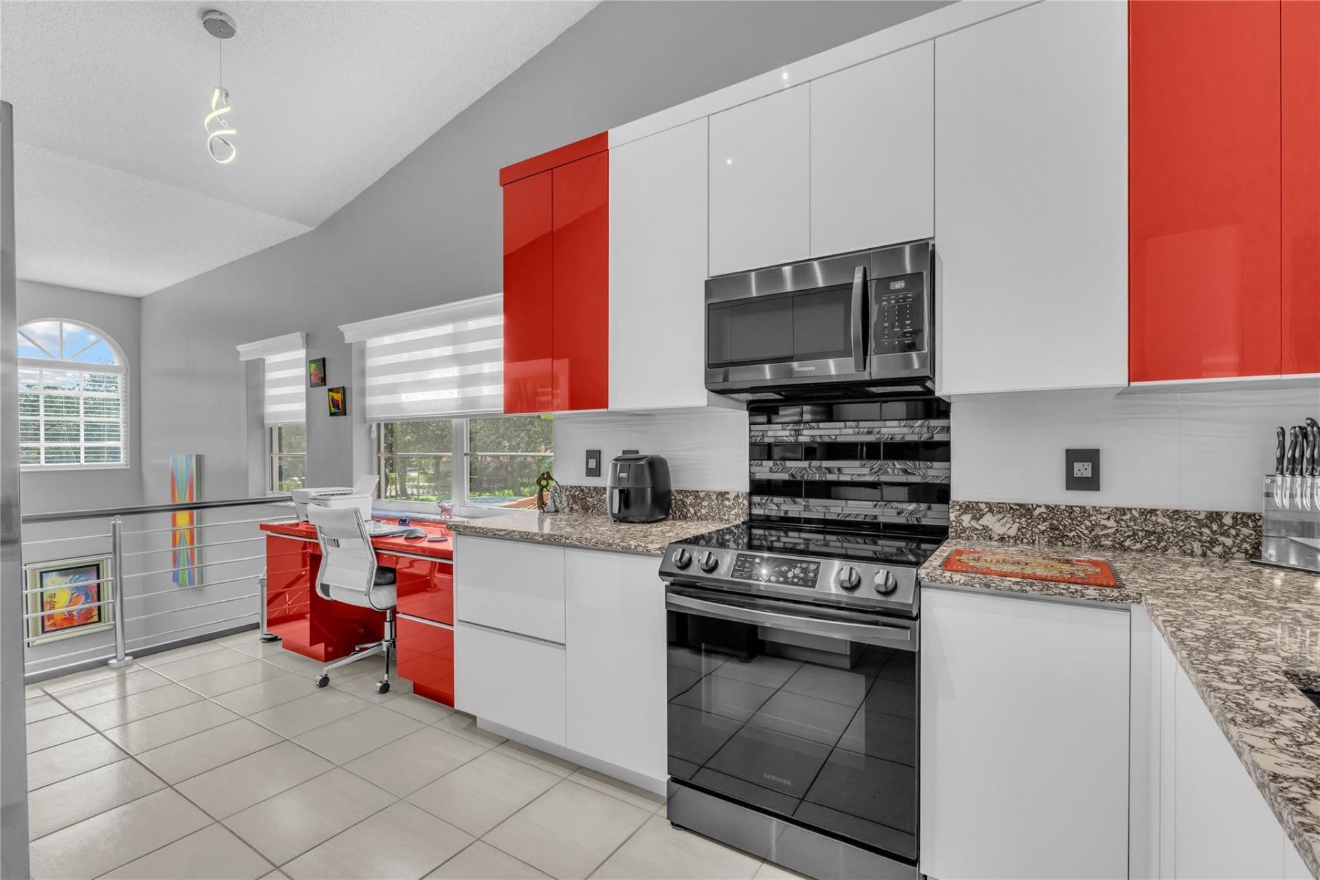 7685 Springwater Place, Unit 201, Boynton Beach, FL 33437 Photo