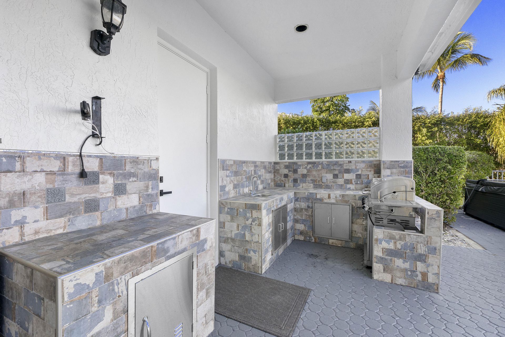 5081 NW 120th Avenue, Coral Springs, FL 33076 Photo