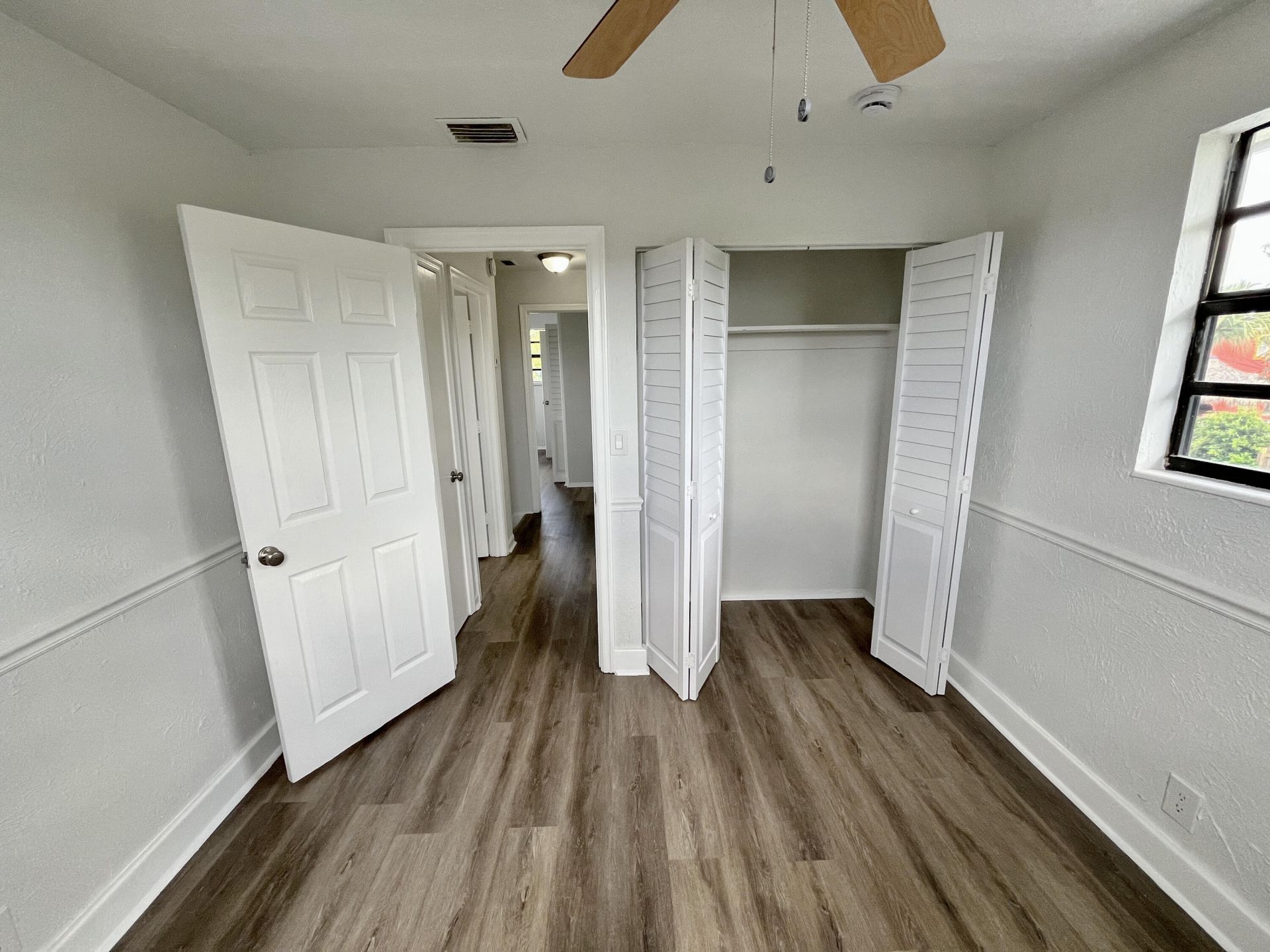 5163 Marion Place, West Palm Beach, FL 33407 Photo