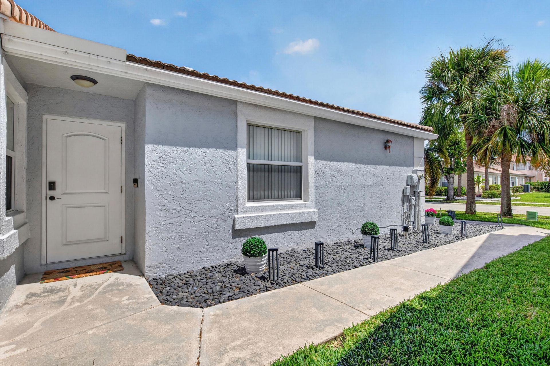 1489 NW 153rd Avenue, Pembroke Pines, FL 33028 Photo