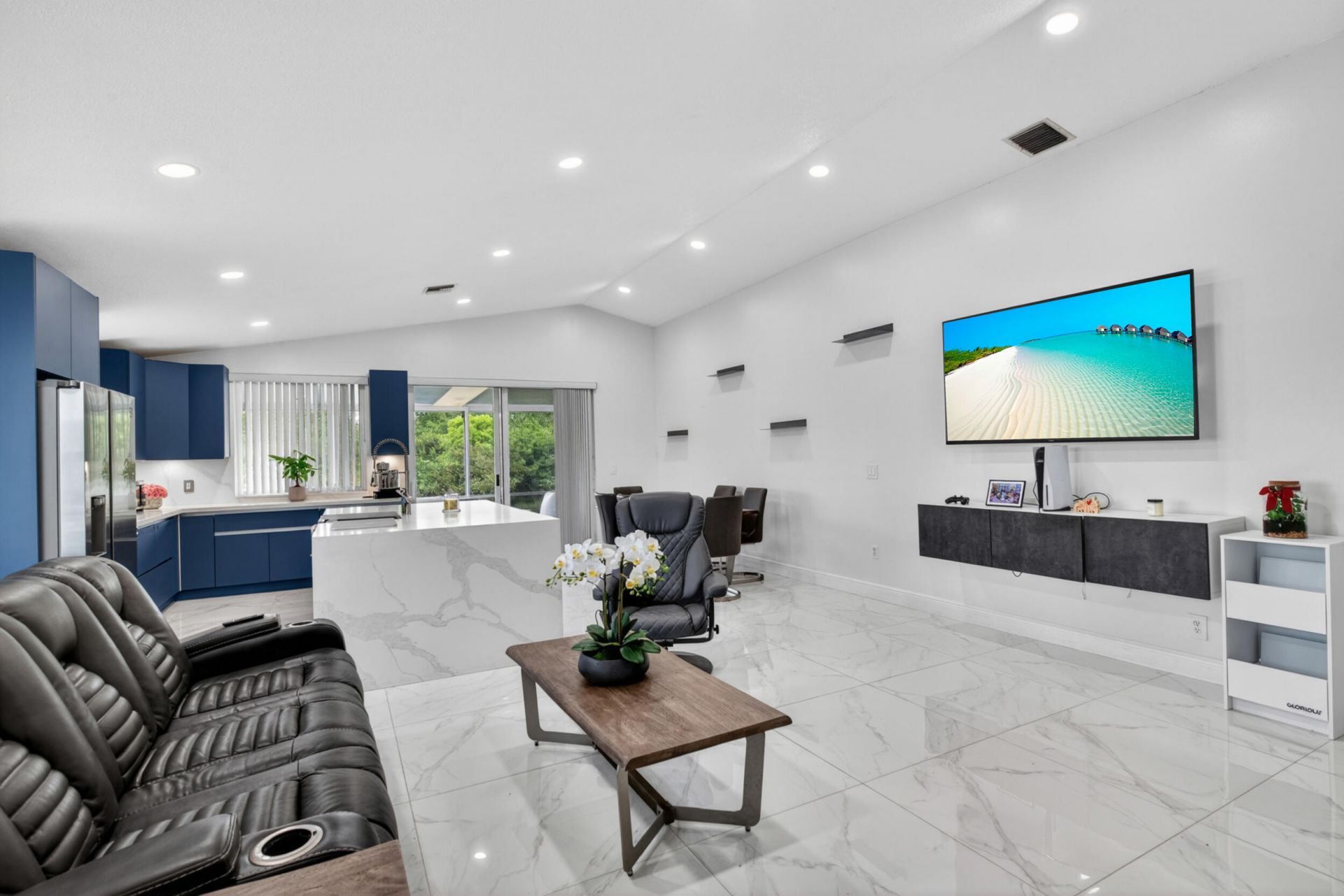 1489 NW 153rd Avenue, Pembroke Pines, FL 33028 Photo
