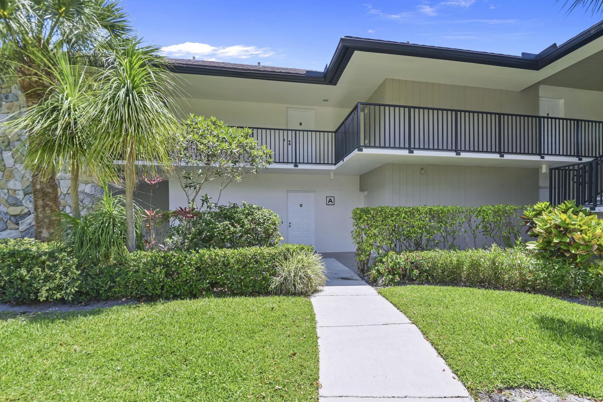 401 Greensward Lane, Unit 102-a, Delray Beach, FL 33445 Photo