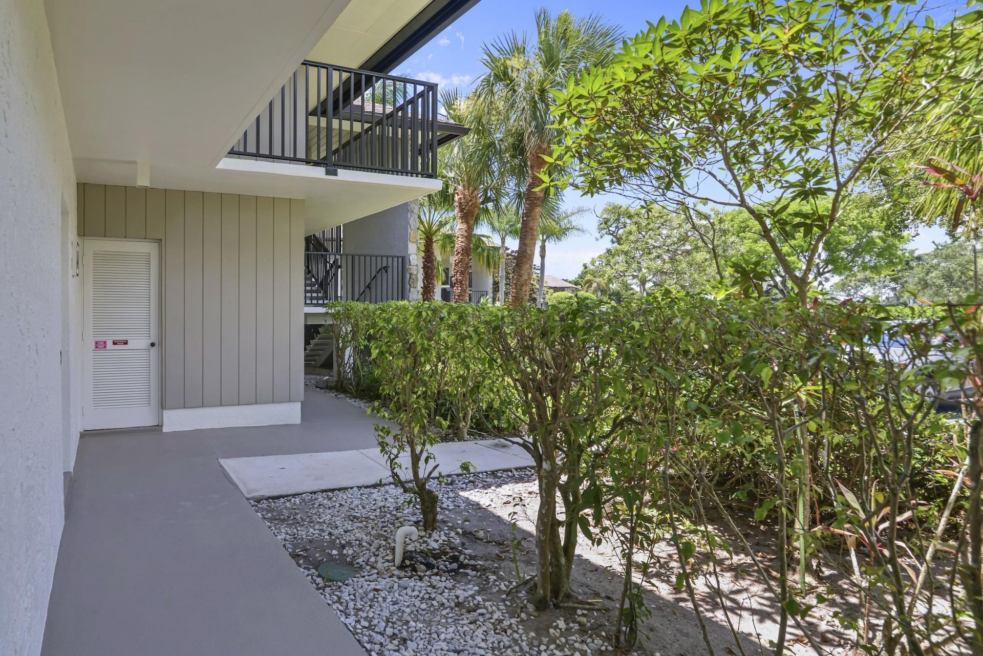 401 Greensward Lane, Unit 102-a, Delray Beach, FL 33445 Photo