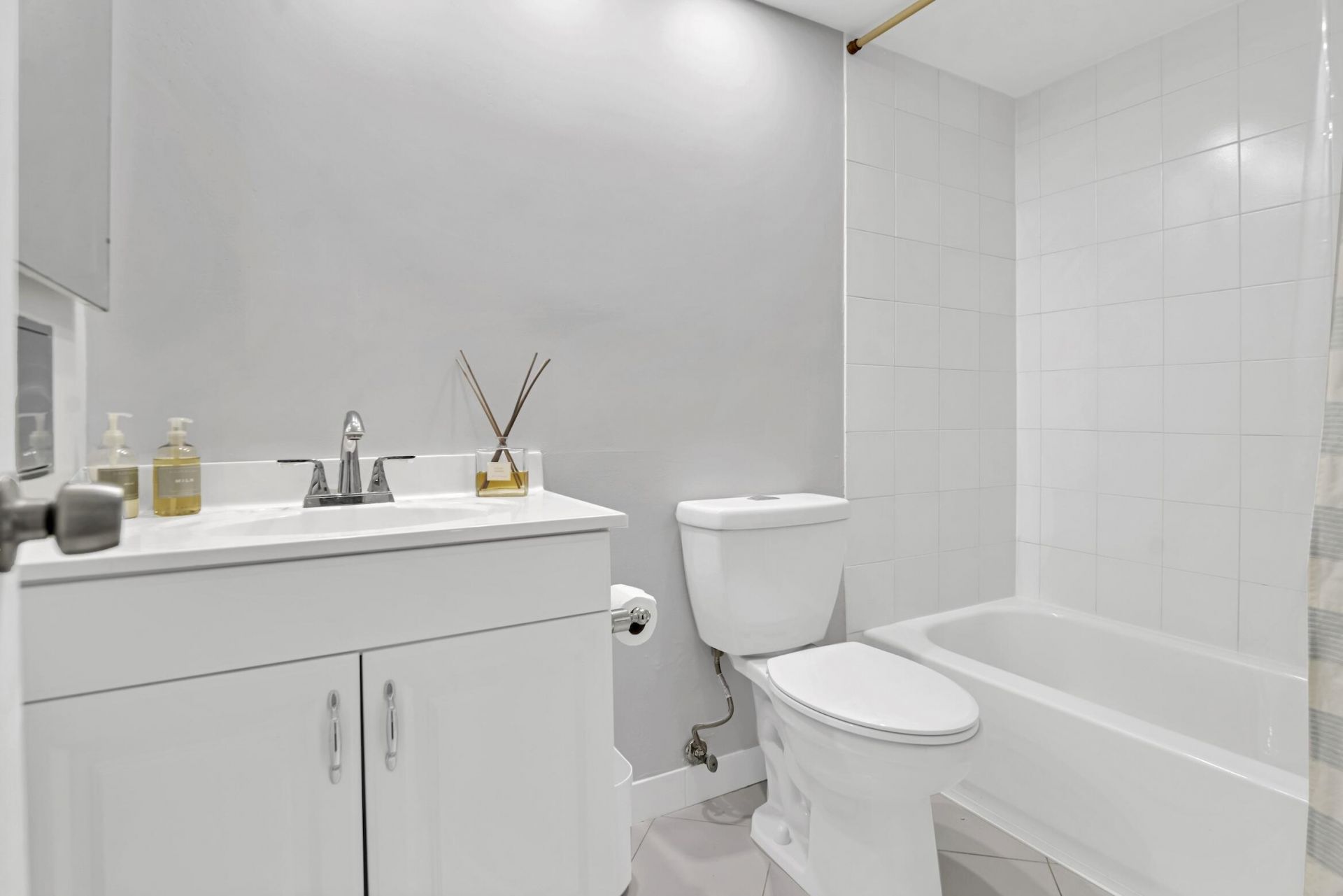 401 Greensward Lane, Unit 102-a, Delray Beach, FL 33445 Photo