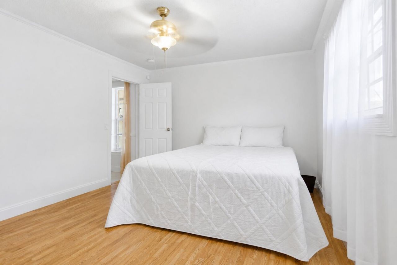 10691 NW 26th Place, Sunrise, FL 33322 Photo
