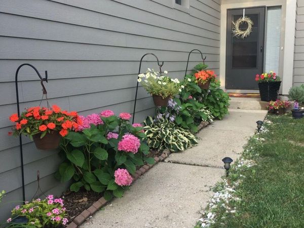795 Watersedge Drive, Ann Arbor, MI 48105