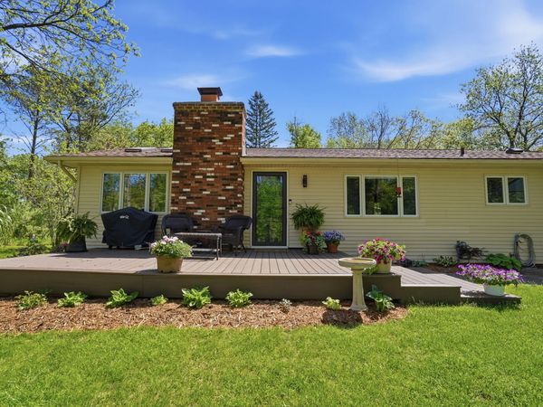 1201 Old Plank Road, Milford, MI 48381