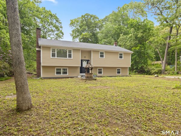 20 Quiet Woods , East Hampton, CT 06424