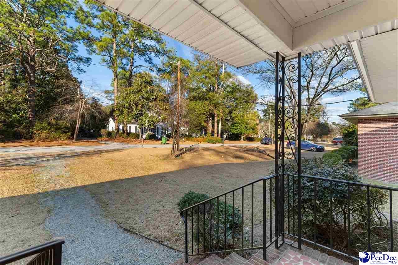 612 Spruce St Photo 30