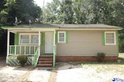 919 Gibson St photo 4