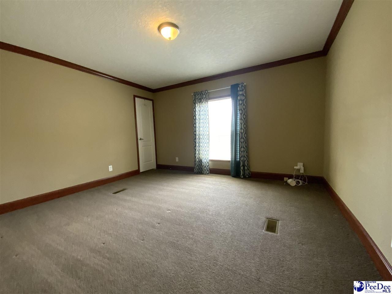 202 Walters St Photo 13