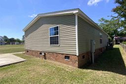 202 Walters St photo 4